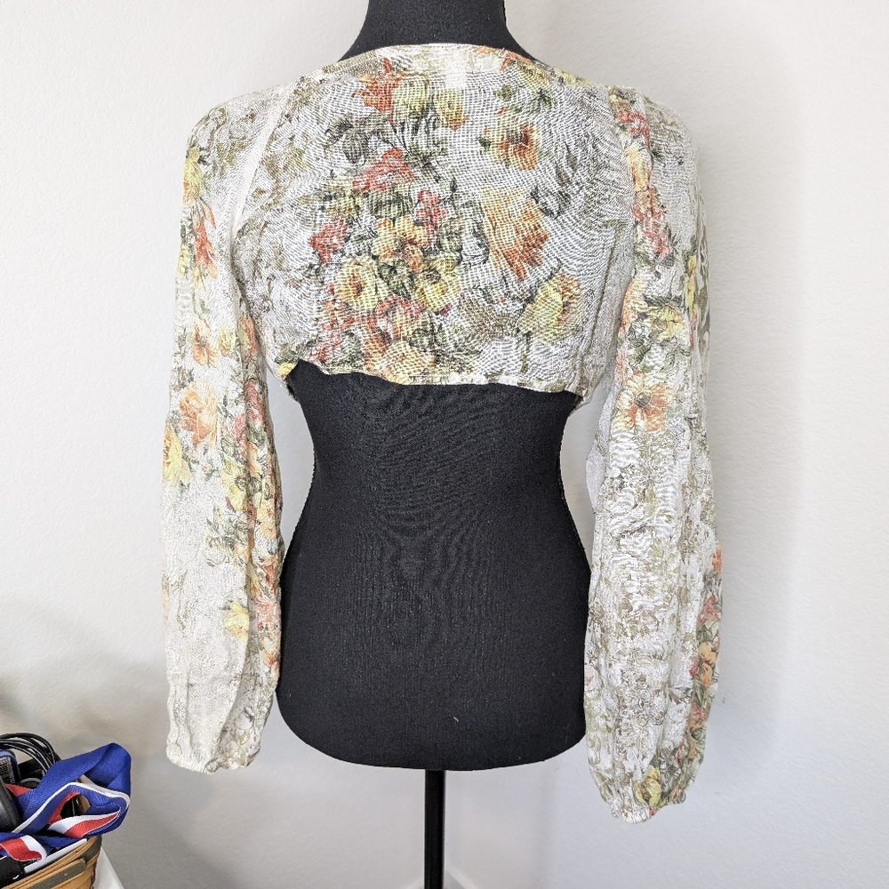 💘 NWOT 12th Tribe Versailles White Green Orange Floral Linen Cropped Wrap Top - Picture 3 of 6